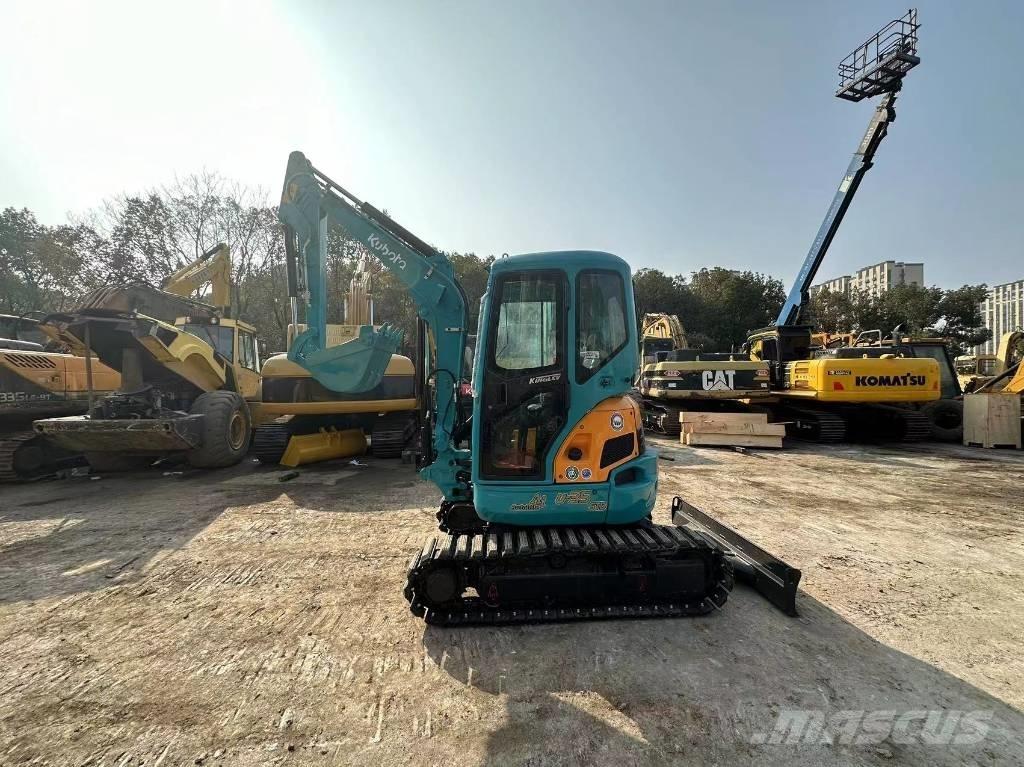 Kubota U 35 Bageri guseničari