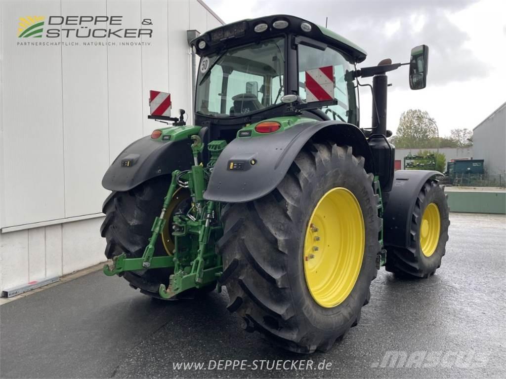 John Deere 6230R Traktori