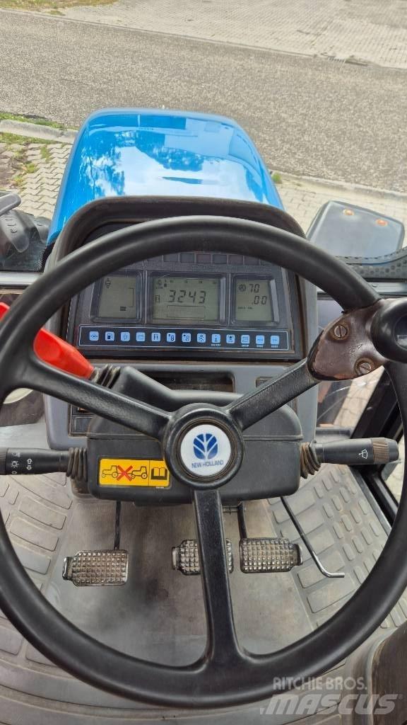 New Holland 8160 RC Traktori