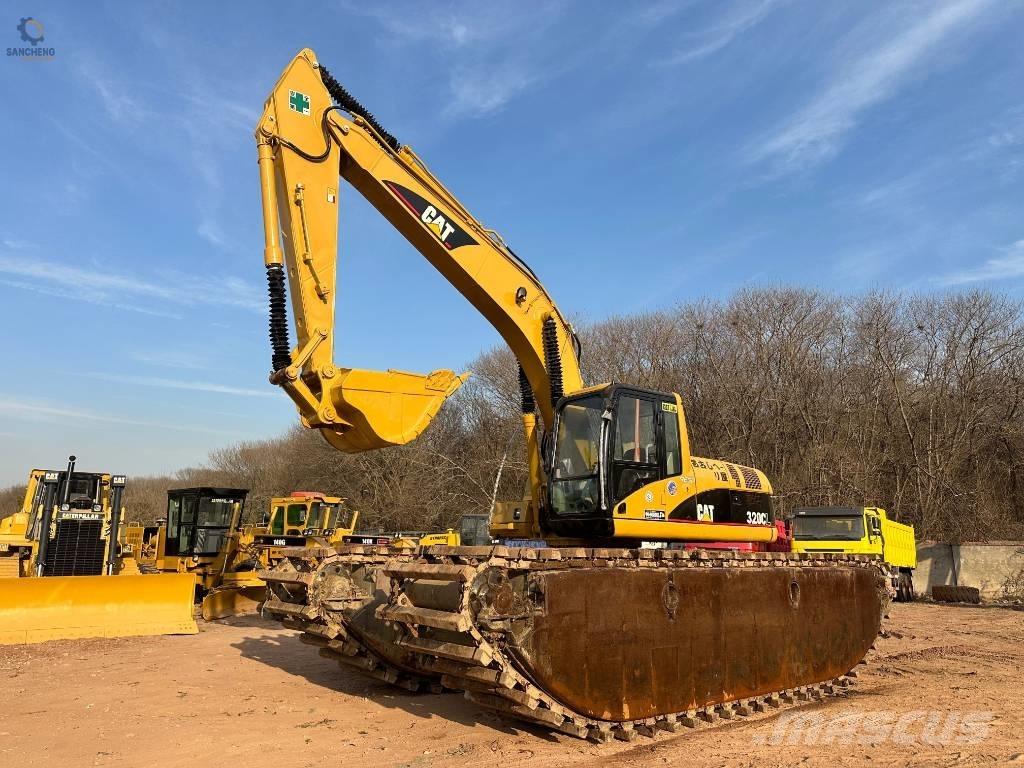 CAT 320 C L Polovni amfibijski bageri