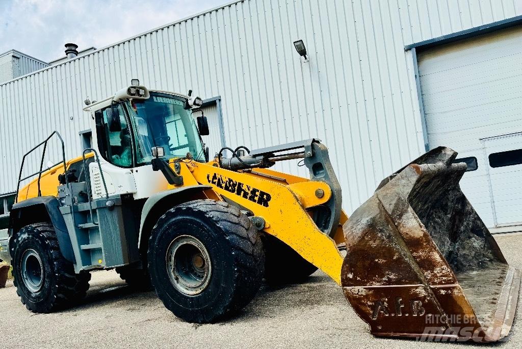 Liebherr L 566 Utovarivači na točkove