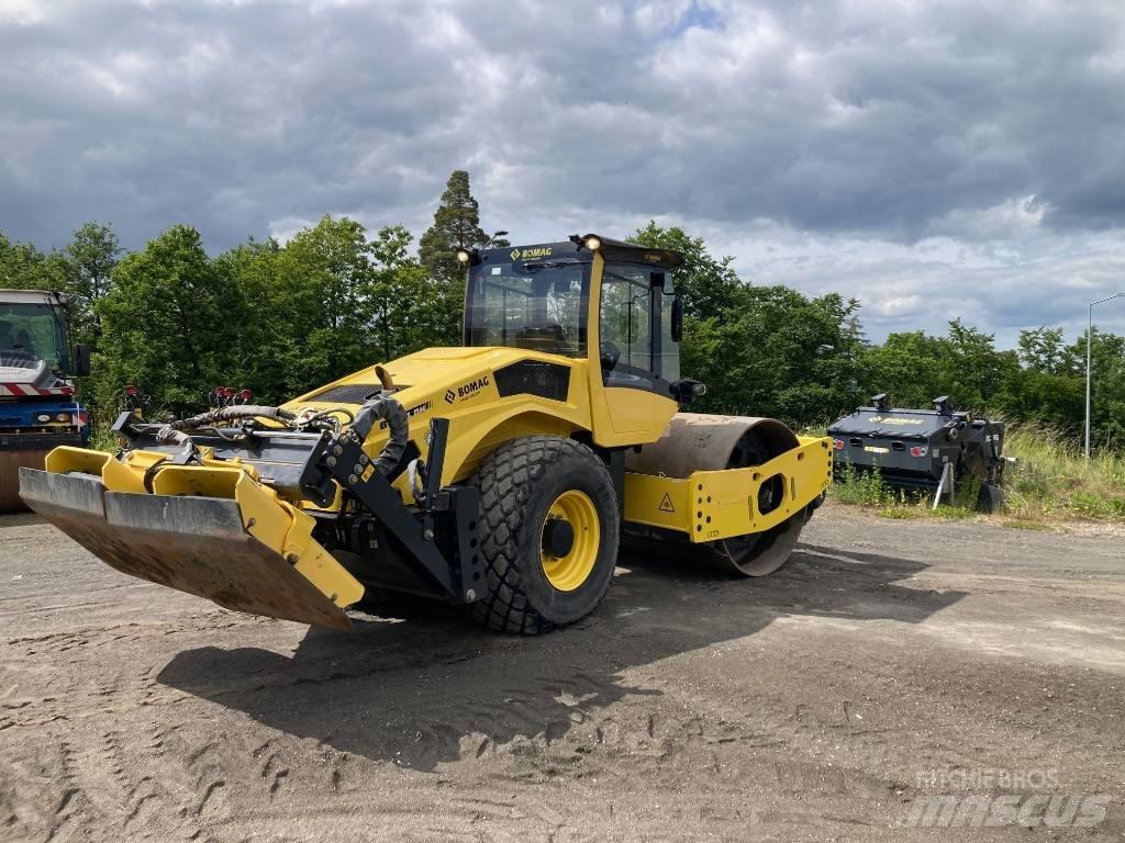 Bomag BW 213 DH-5 Valjci sa jednim bubnjem