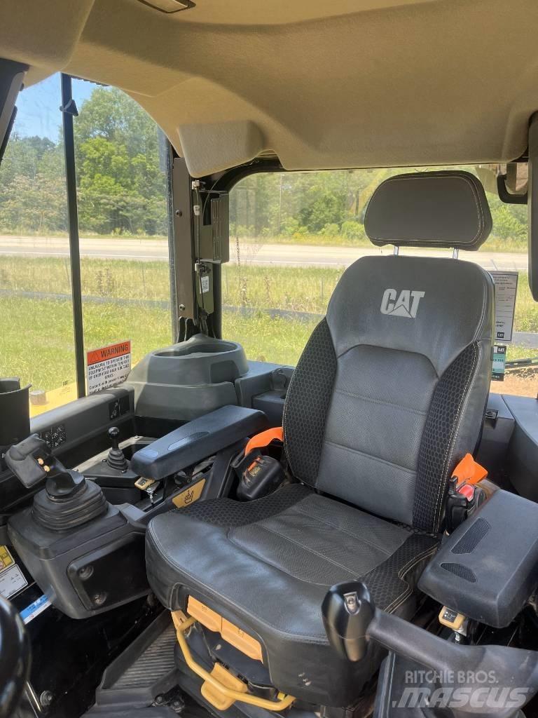 CAT D 6 LGP Buldožeri guseničari