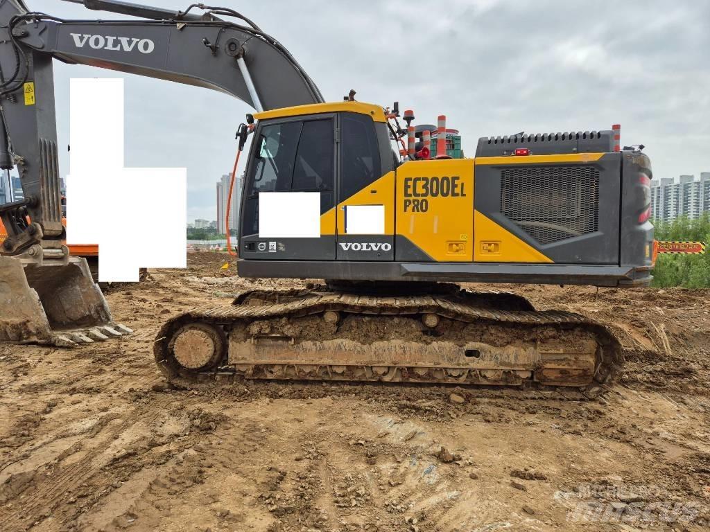 Volvo EC 300 EL Bageri guseničari