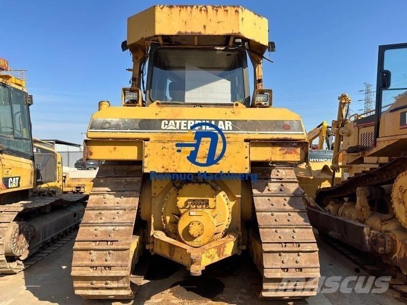 CAT D 6 R Buldožeri guseničari