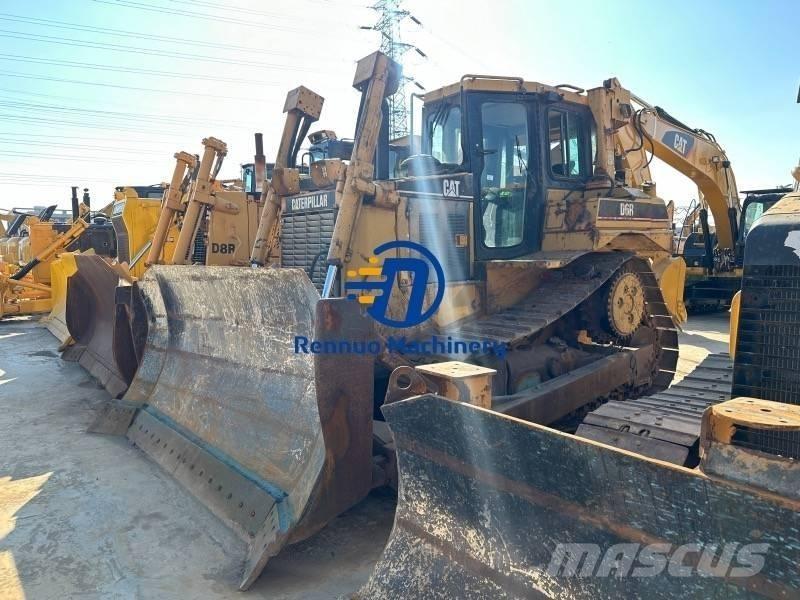 CAT D 6 R Buldožeri guseničari