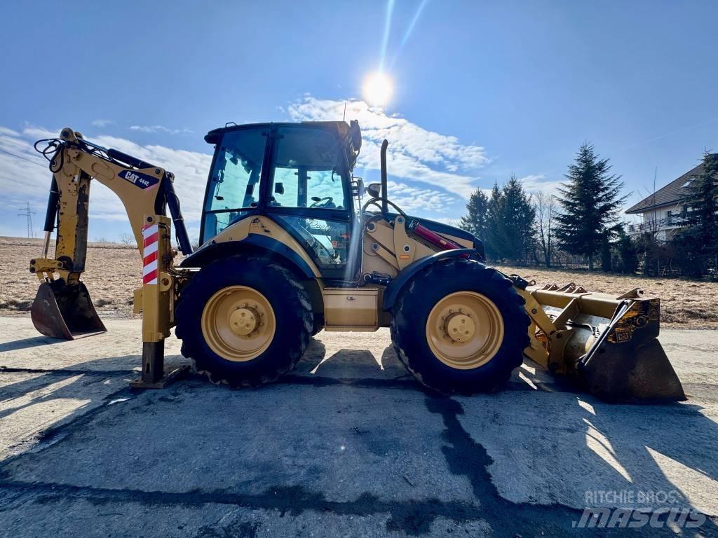 CAT 444 E Rovokopači