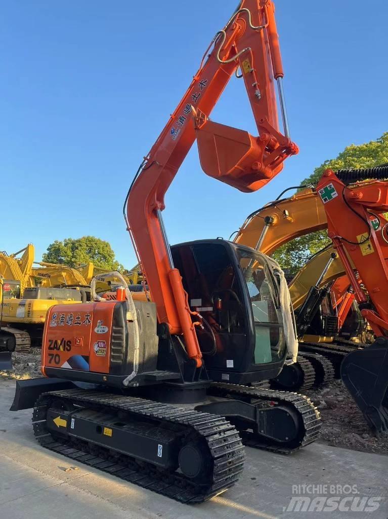 Hitachi ZX 70 Bageri guseničari