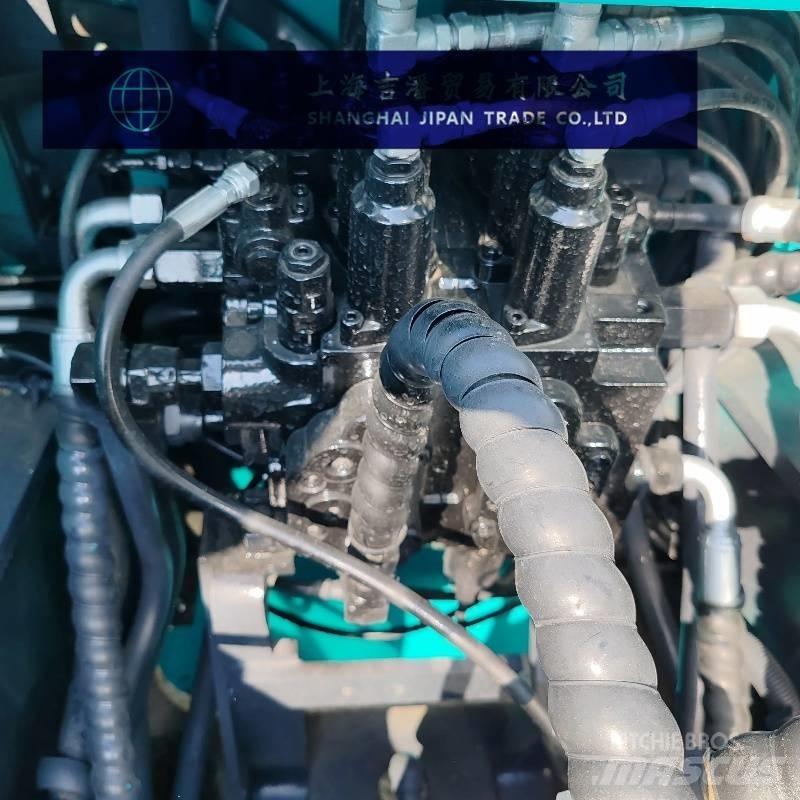 Kobelco 210 Bageri guseničari