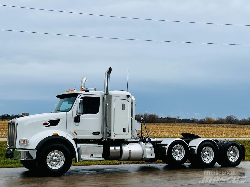 Peterbilt 567 Tegljači