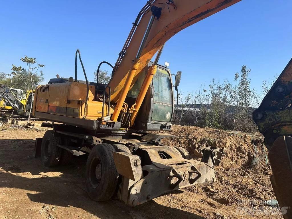 Hyundai R210W-9 Bageri točkaši