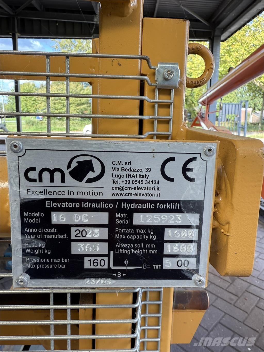 CM 16 DC DUPLEX Ostala oprema za utovarivače i kopače