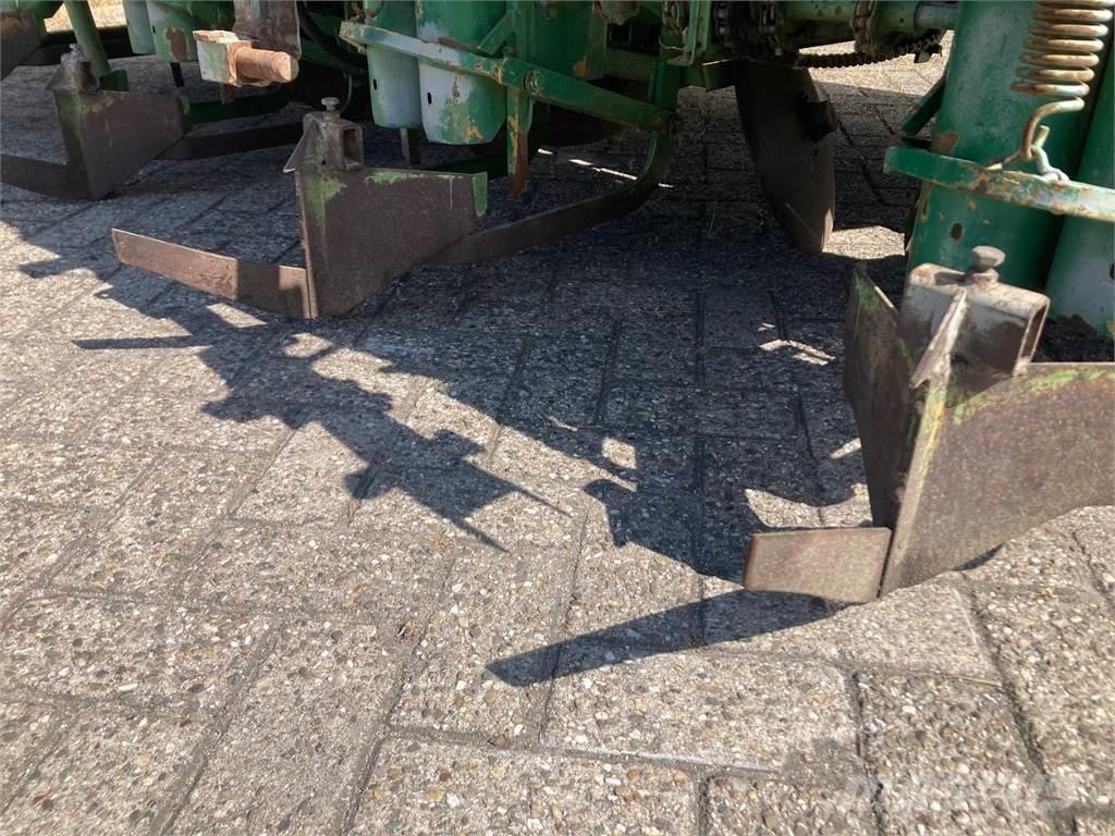 Hassia pootmachine Kombajni i kopači za krompir