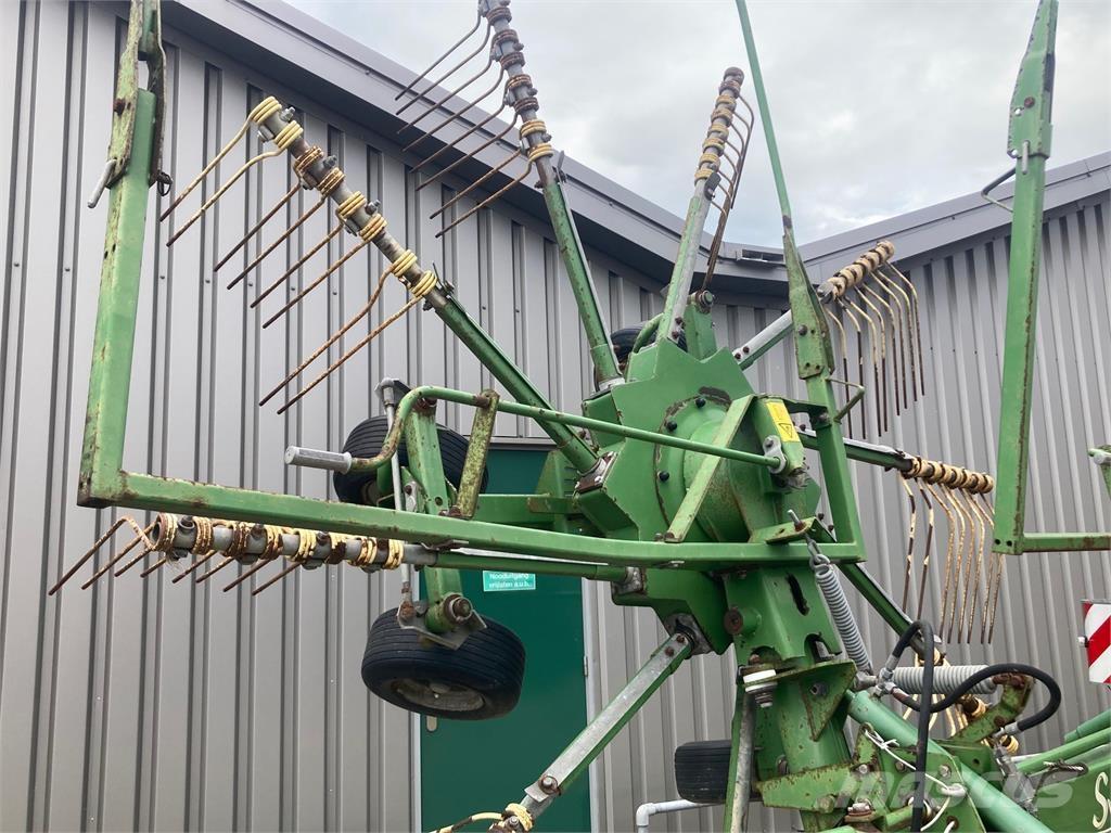 Krone 1201 hark Okretači i sakupljači sena