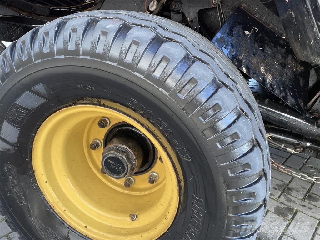 New Holland BB960 Prese/balirke za četvrtaste bale