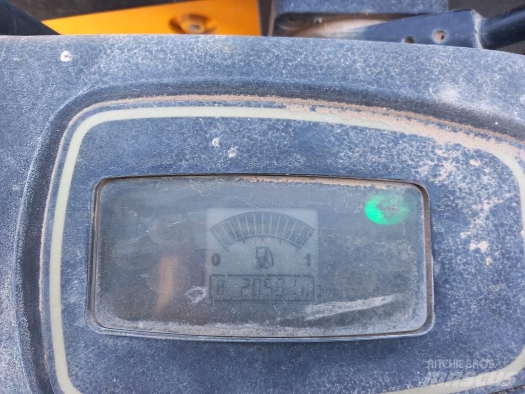 JCB 8030 ZTS Mini bageri < 7t