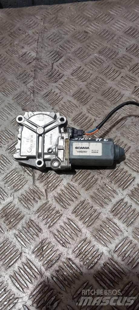 Scania R 440.   1442293 Elektronika