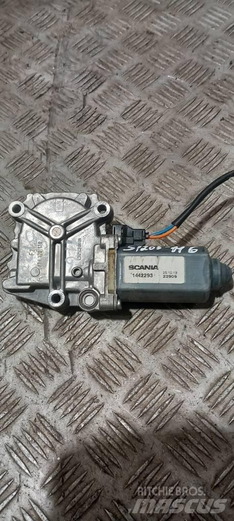 Scania R 440.   1442293 Elektronika