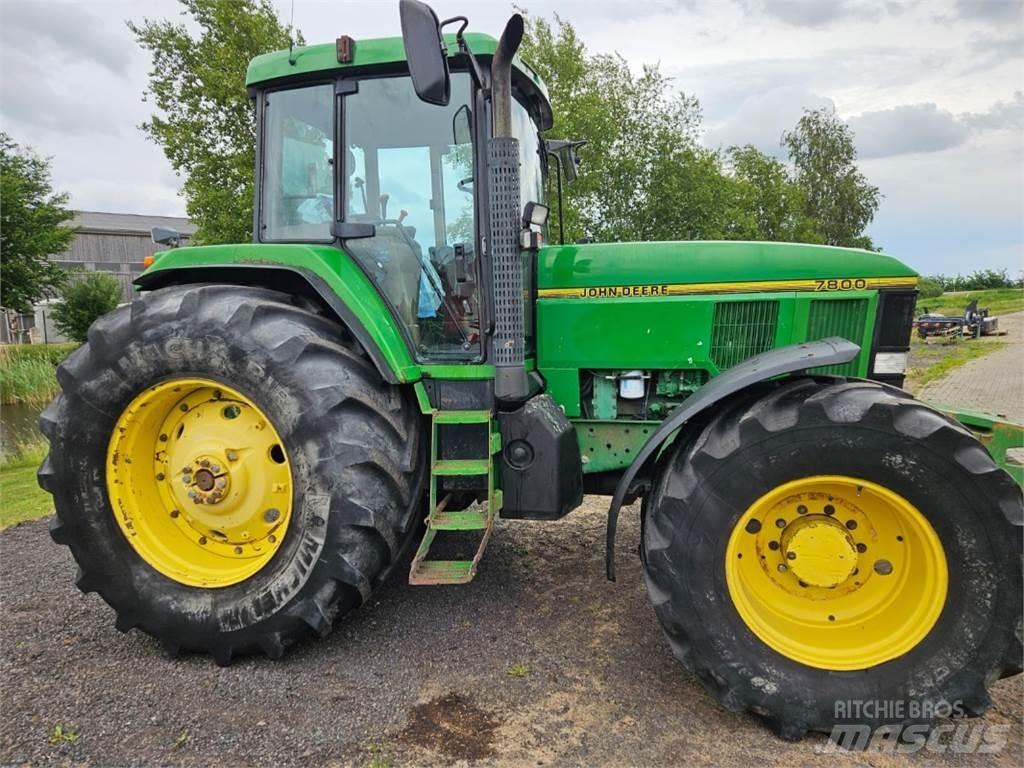John Deere 7800 Traktori
