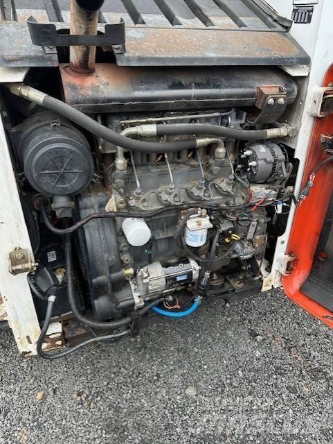 Bobcat 864 H Skid steer mini utovarivači