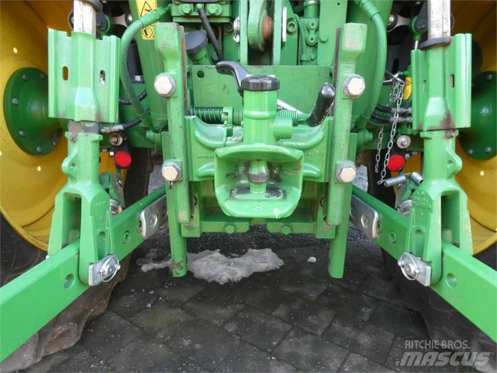 John Deere 6R 110 Traktori