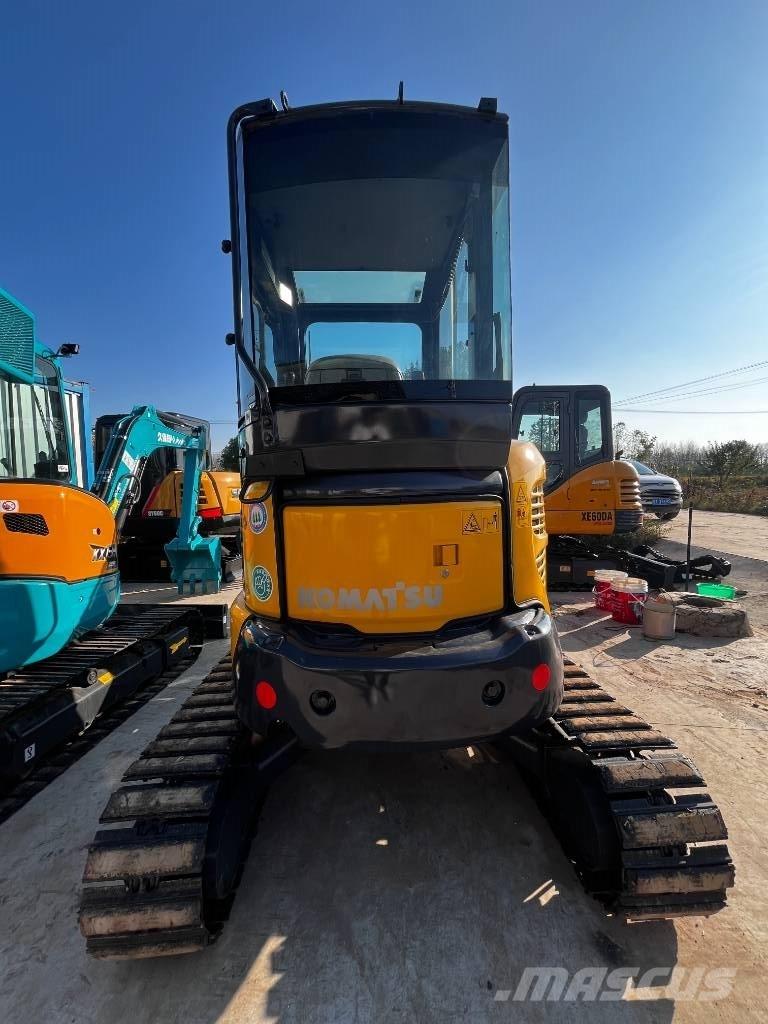 Komatsu PC 35 MR Mini bageri < 7t