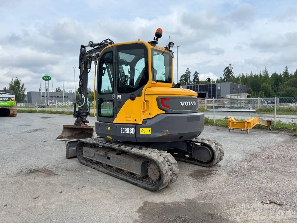 Volvo ECR 88 D Midi bageri 7t – 12t