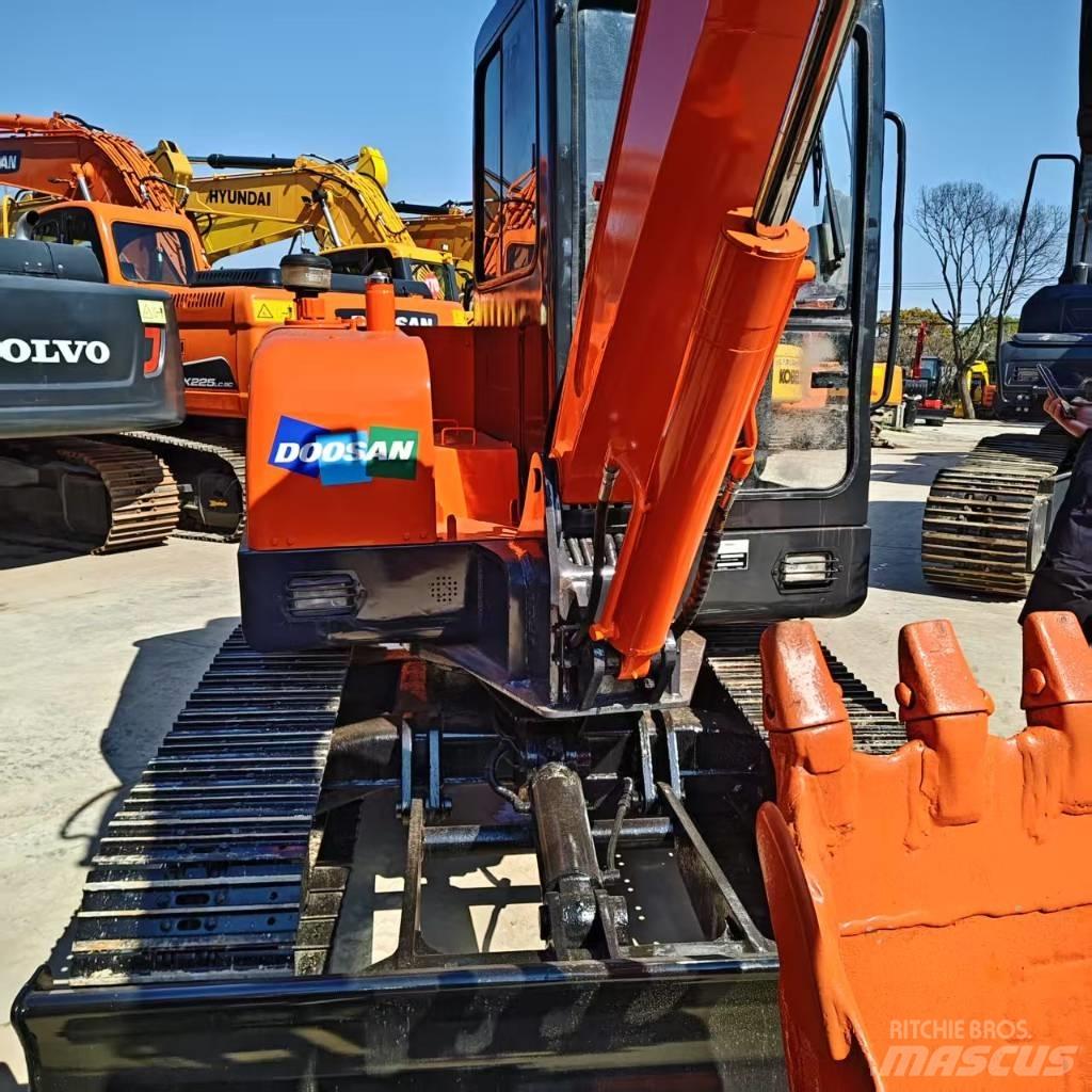 Doosan DH 55 Mini bageri < 7t