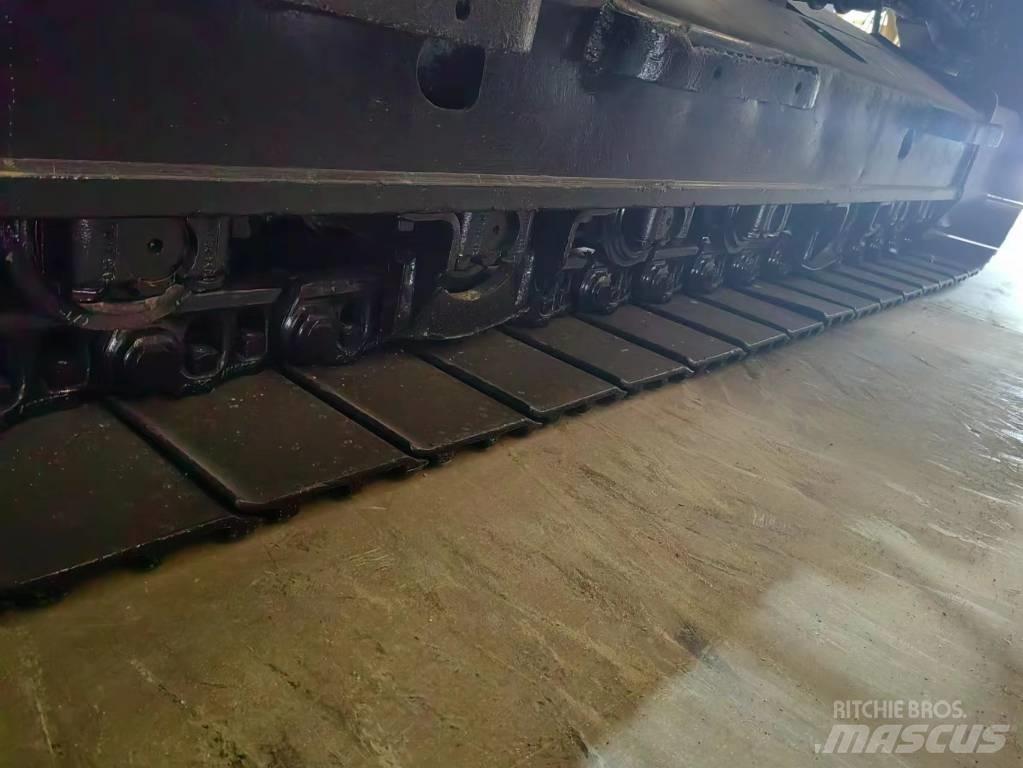 CAT 320 Bageri guseničari