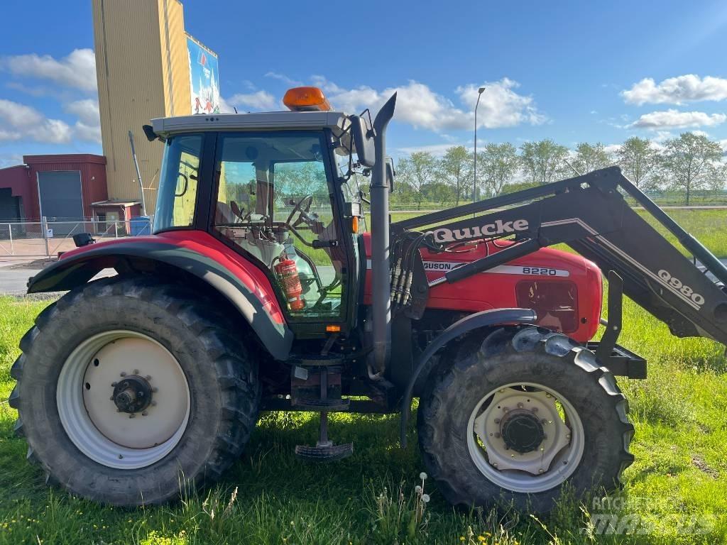 Massey Ferguson 8220 Traktori