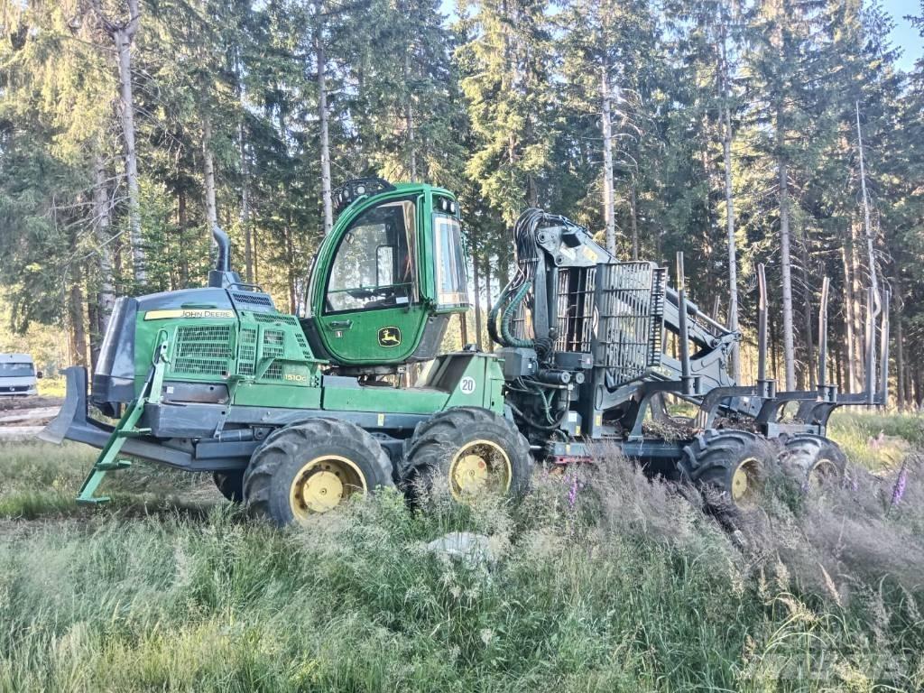 John Deere 1510 G Forvarderi