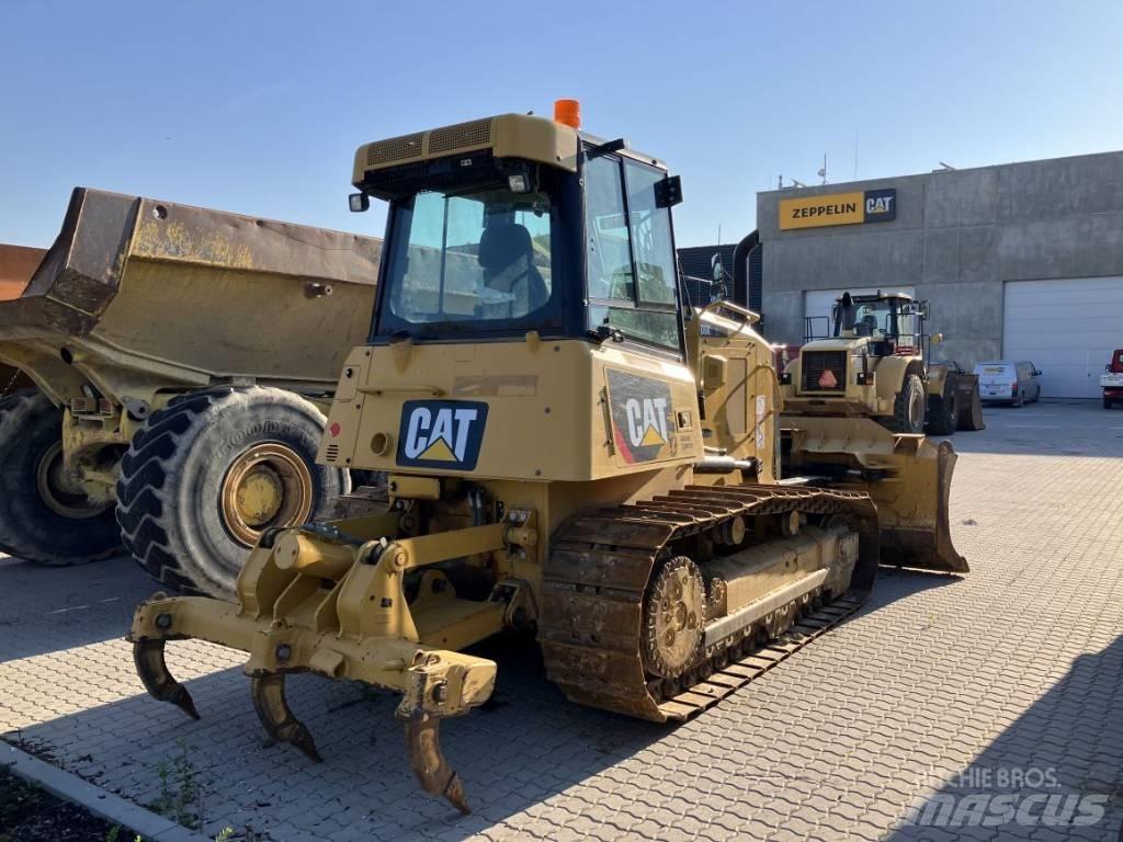 CAT D 6 K 2 XL Buldožeri guseničari