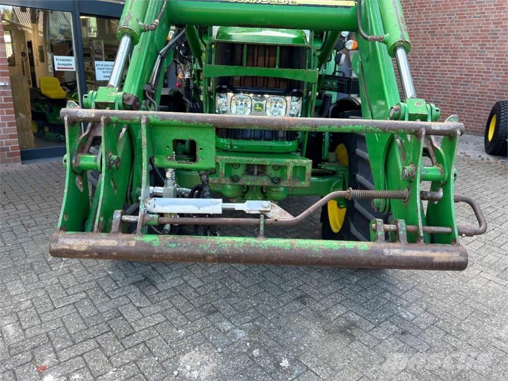 John Deere 6530 Traktori