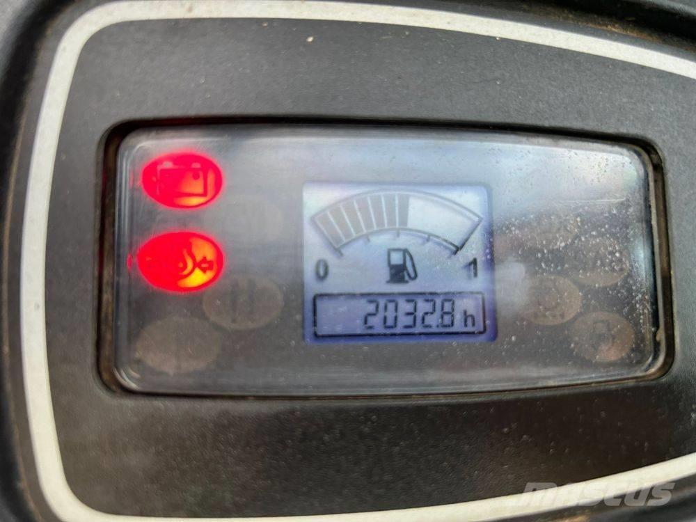 JCB 8025 ZTS Mini bageri < 7t