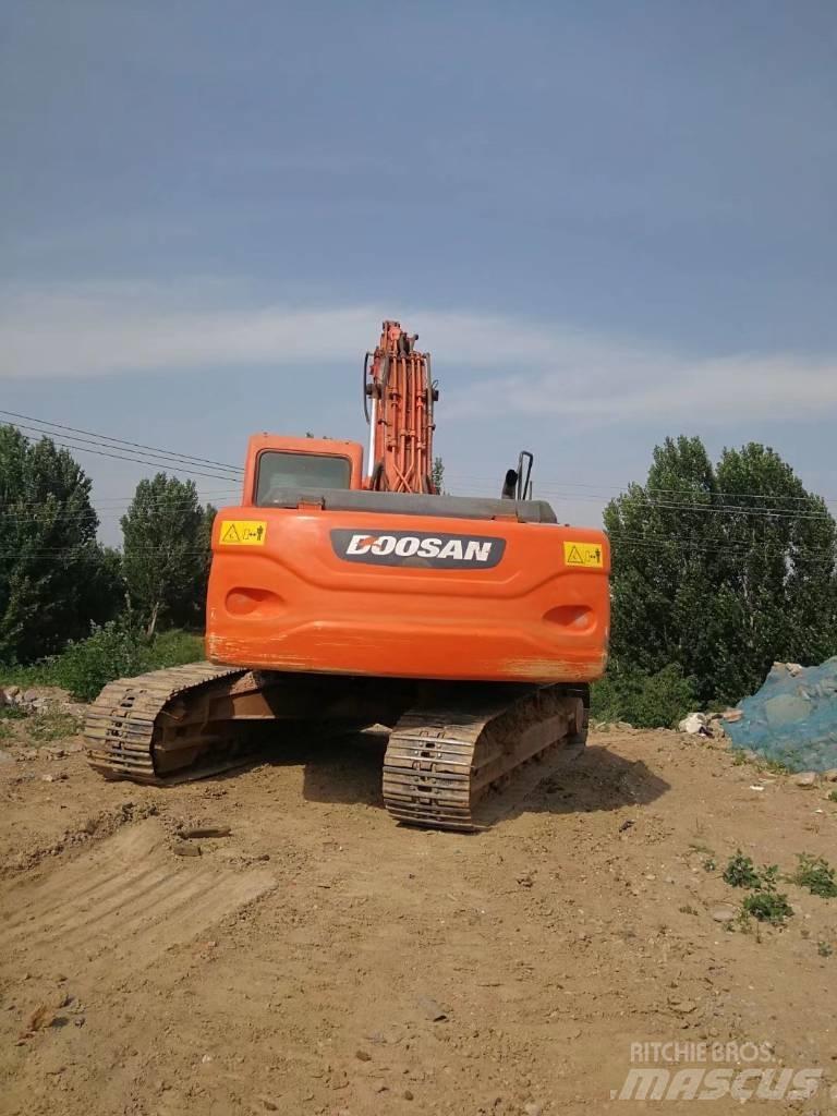 Doosan dx225 Bageri guseničari
