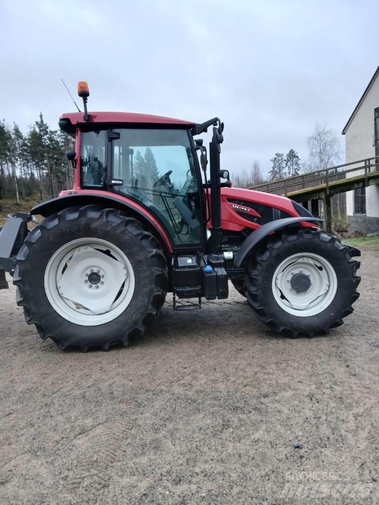 Valtra A135ht Traktori