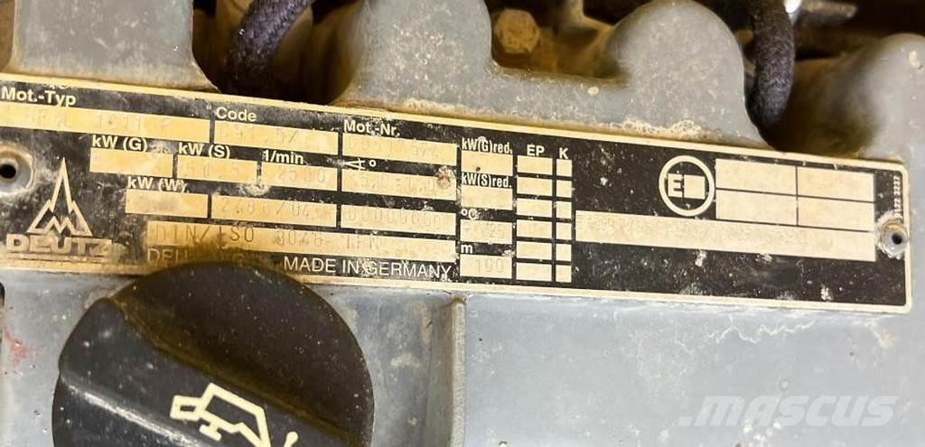 Bomag BW 151 AD-2 Valjci sa duplim bubnjem