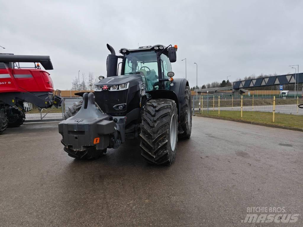 Massey Ferguson 8740 Traktori