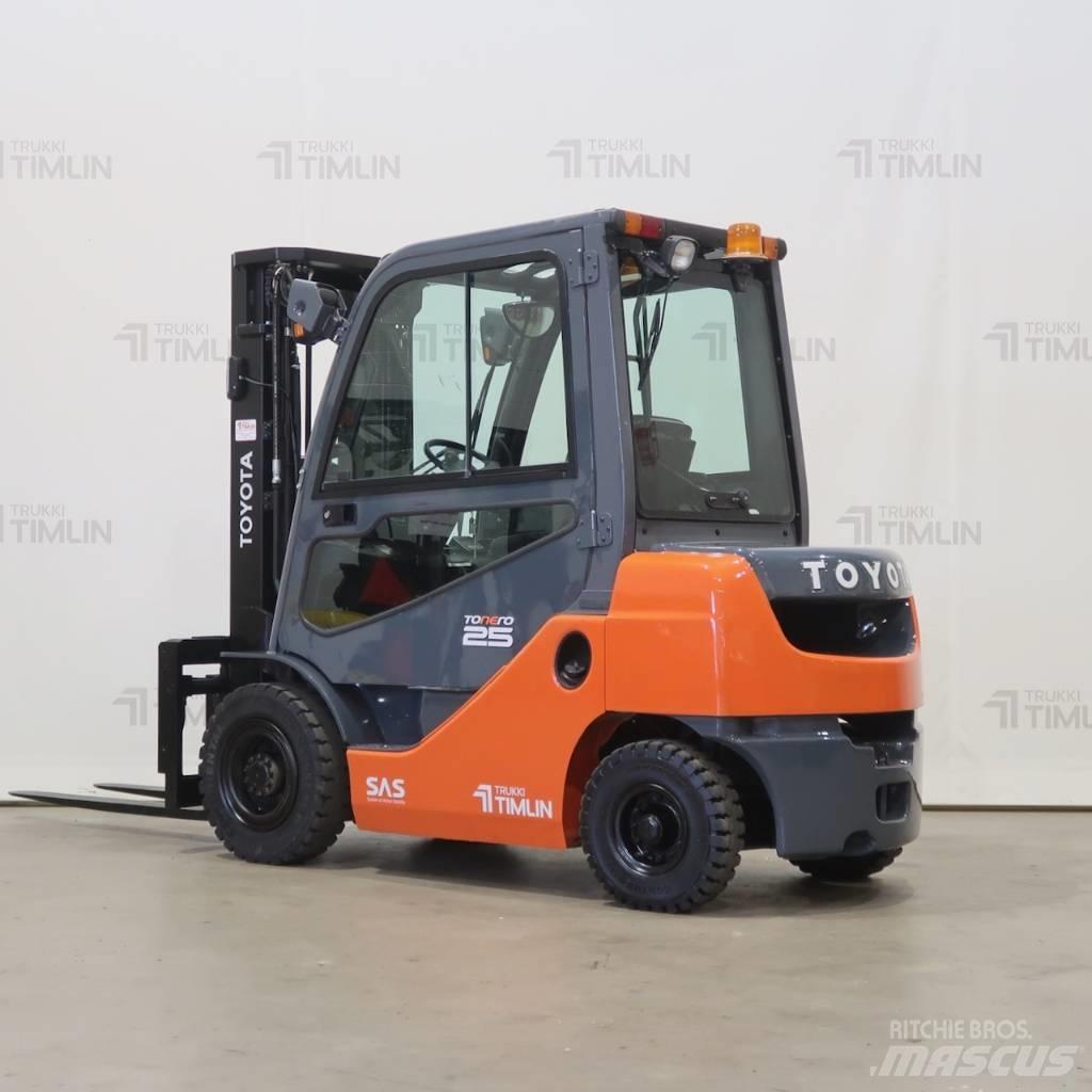 Toyota 52-8FDF25 Dizelski viljuškari
