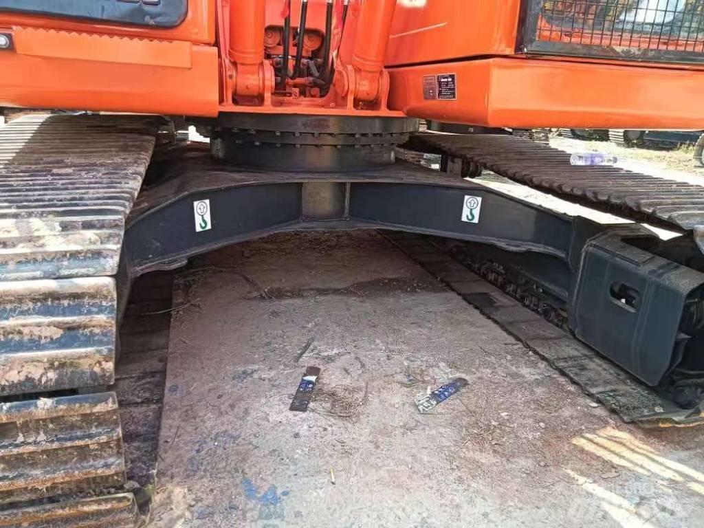 Doosan DX150 Midi bageri 7t – 12t