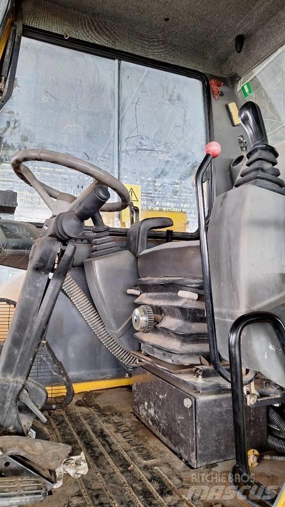 Komatsu PW 110 Bageri točkaši