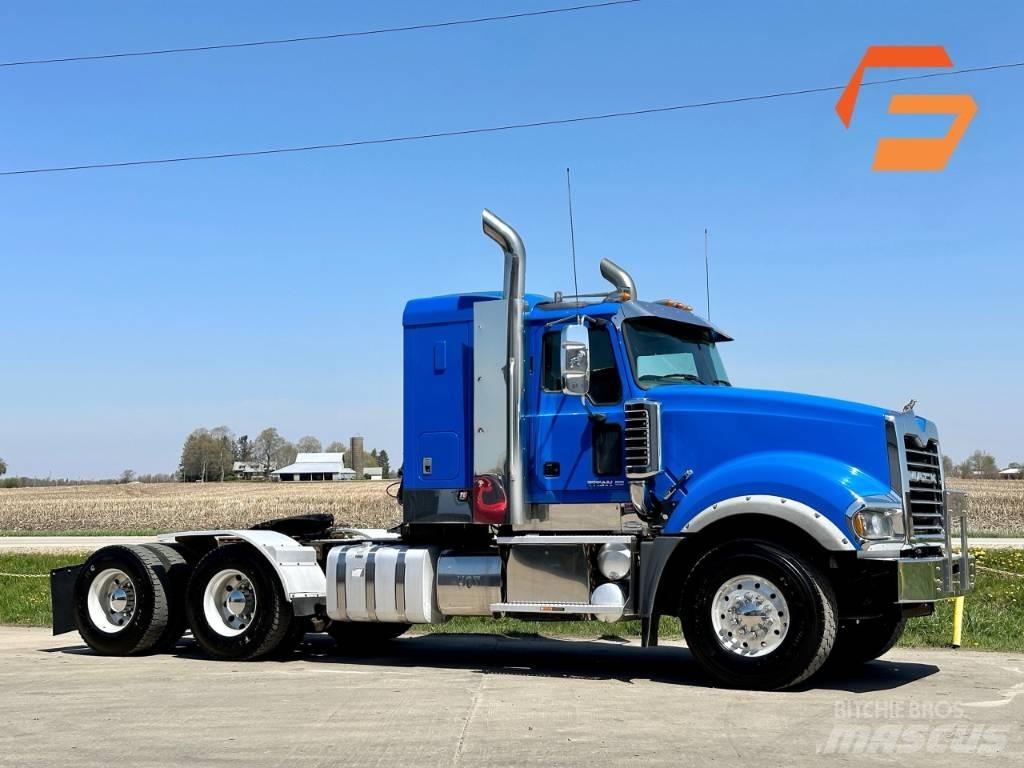 Mack Titan TD 713 Tegljači