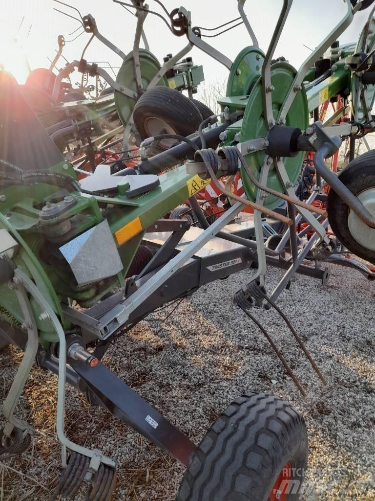 Fendt Twister 901T Okretači i sakupljači sena