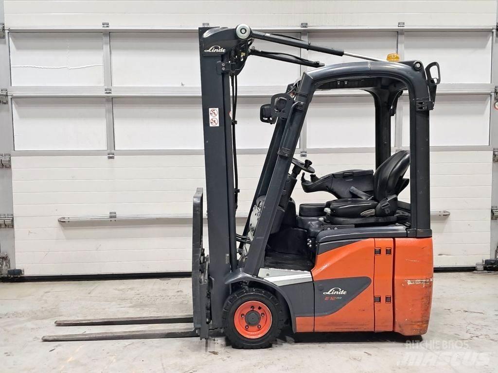 Linde E12-02 Električni viljuškari