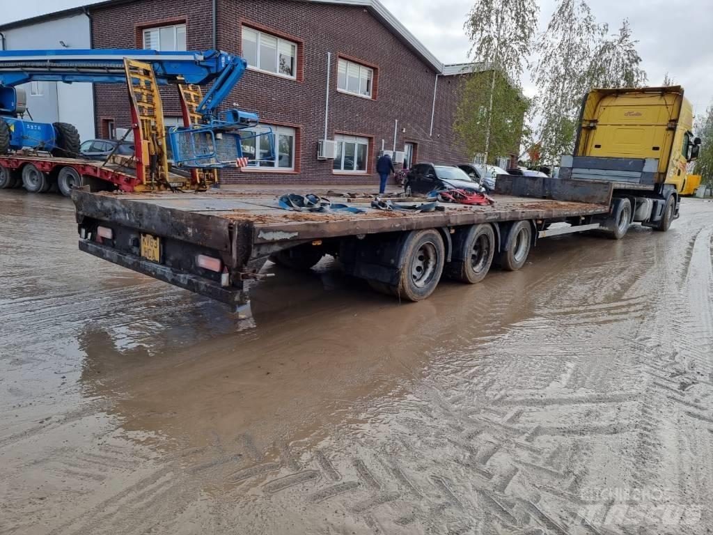 Andover W 28 Poluprikolice sa pokretnim podom