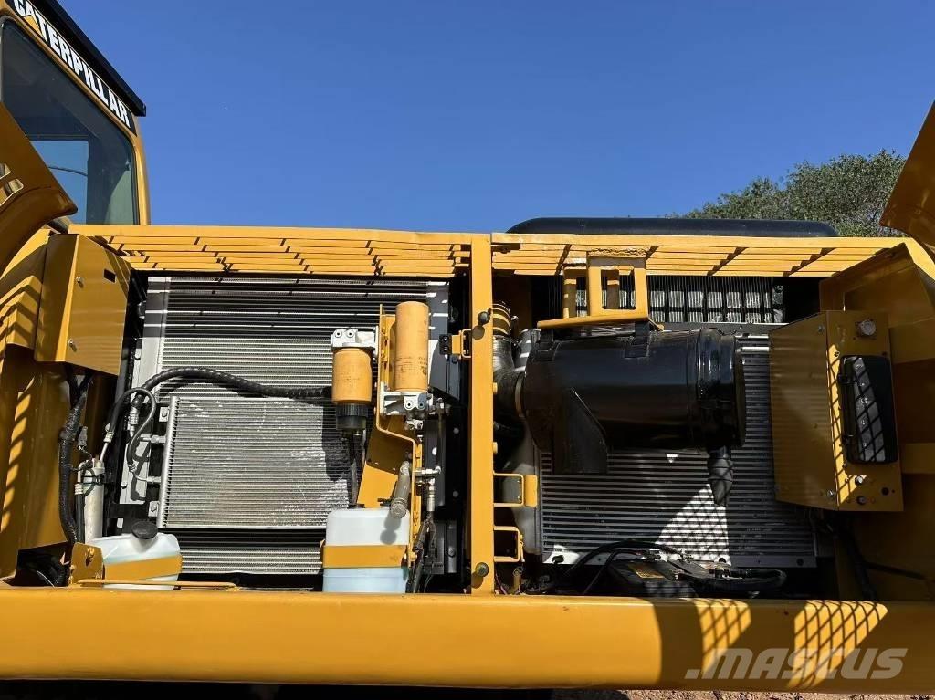 CAT 330C Bageri guseničari