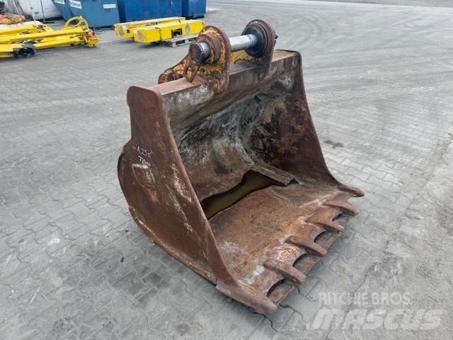 CAT M 320 BUCKET Utovarne korpe