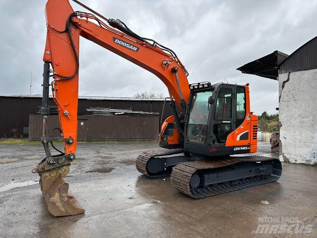 Doosan DX 140 LCR Bageri guseničari