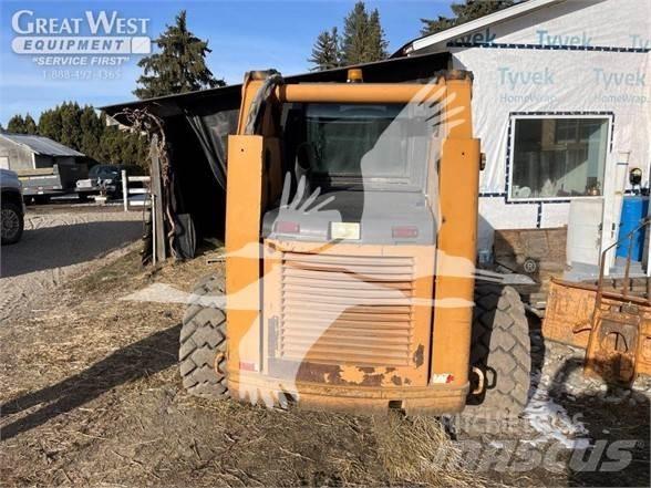 CASE 95XT Skid steer mini utovarivači