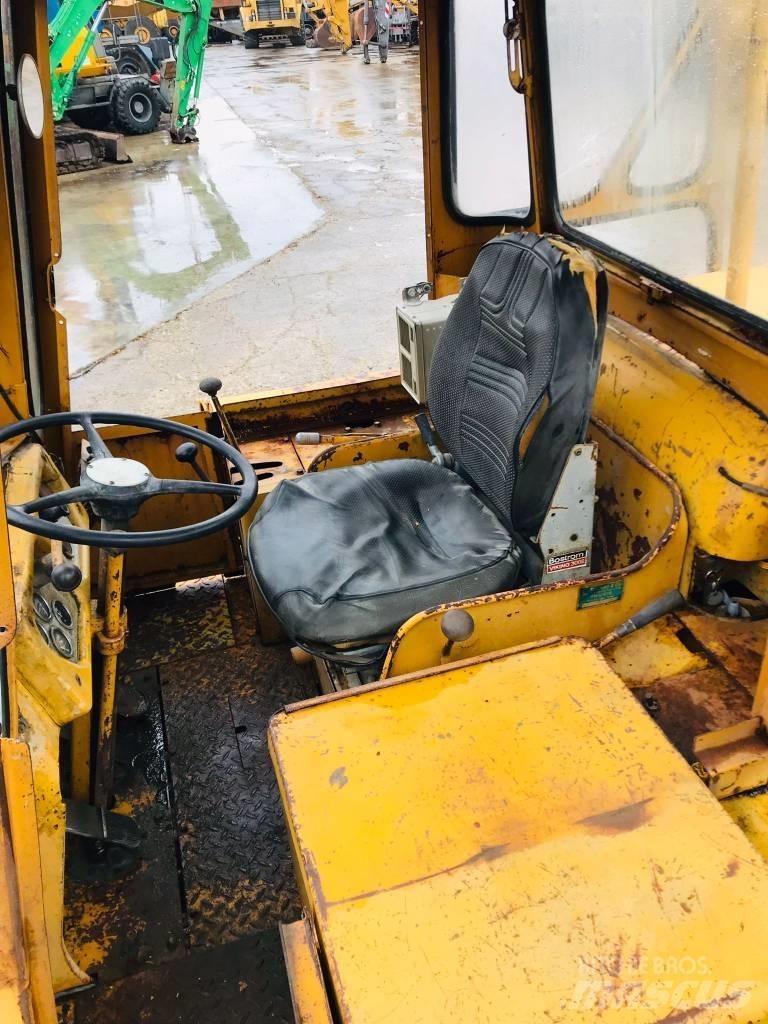 CAT 944 Utovarivači na točkove